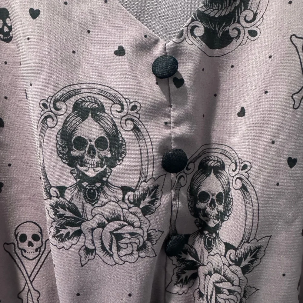 Sourpuss Mauve Skull & Floral Print Casual Dress - Picture 3 of 3